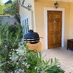 The Nook - Balatonkiliti بيت للعطل