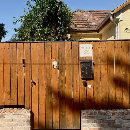 The Nook - Balatonkiliti Holiday home *