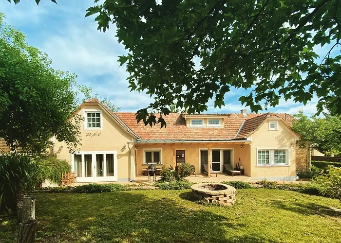 The Nook - Balatonkiliti *